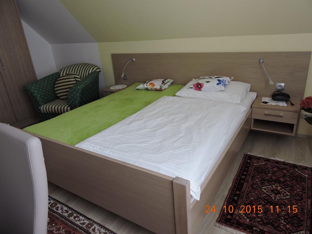 Gaestehaus Haagen Bad Waltersdorf Cameră foto